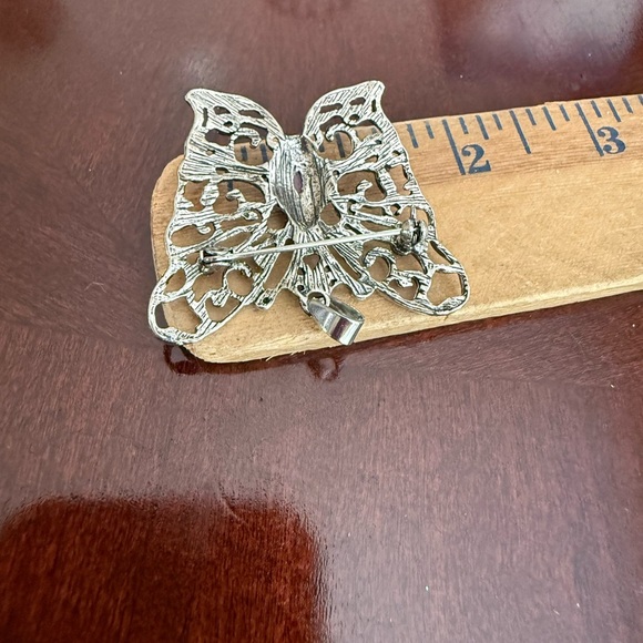 Vintage Silver Tone brooch - Picture 2 of 2